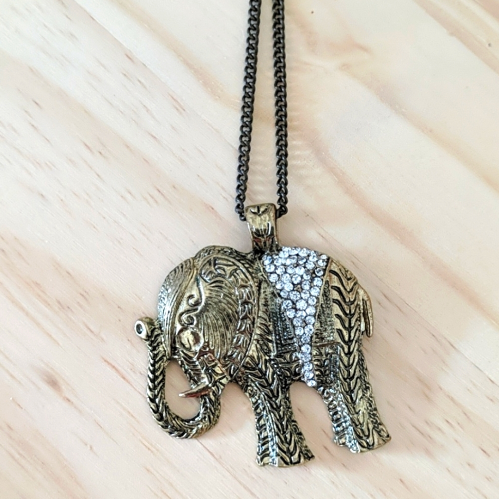 🐘 Antique Gold elephant chain